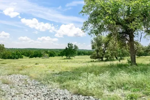 10-Acre Tract in Hidden Springs