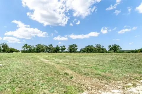 10 Acres in Hidden Springs