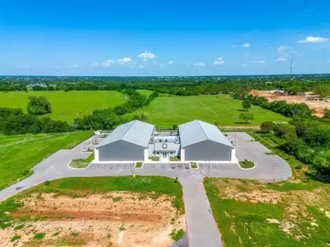 Granbury Recreational Facility For Sale