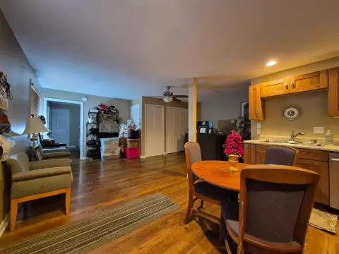 Glasgow, MO Mixed-Use Building