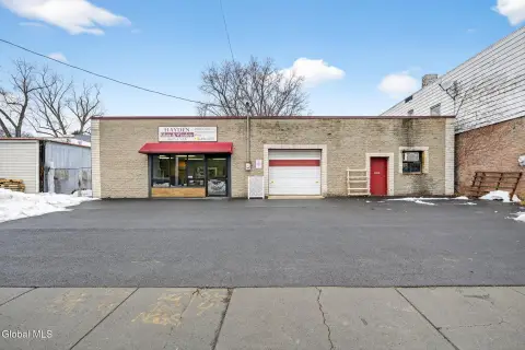Albany Commercial Space For Sale
