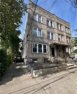 Bensonhurst Six-Family Brick Building