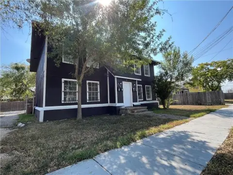 Four-Unit Quadplex with Central HVAC