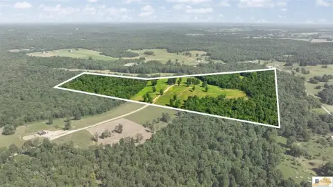 Fully Fenced Farm Acreage
