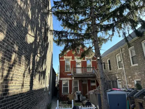Chicago Multifamily Property with Attic