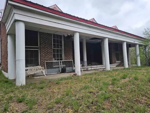 Commercial Land with Shop
