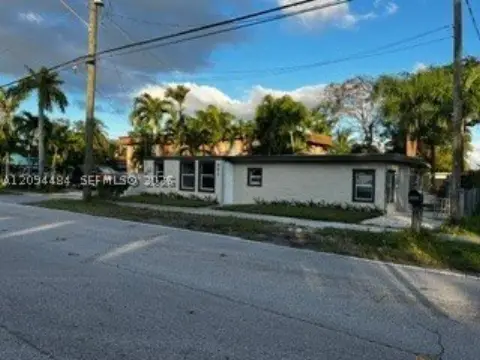 Duplex with Detached Residences