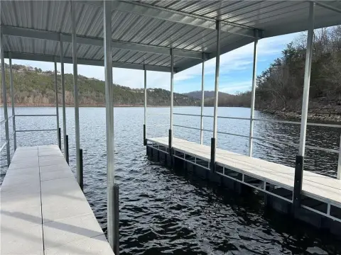 457 Acres Table Rock Lakefront