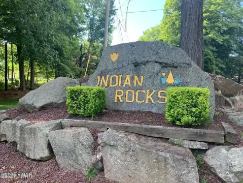 Lake Ariel Building Lot