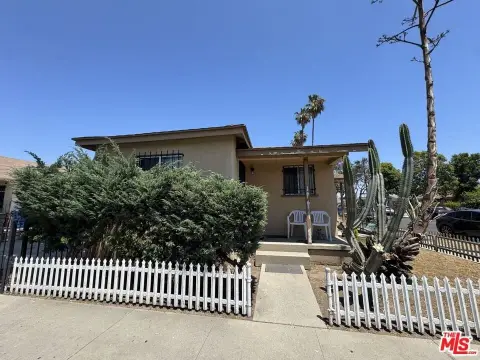 Two-Unit Duplex with Driveway Parking