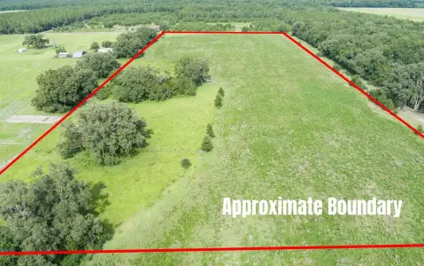 Rectangular Agricultural Land Tract