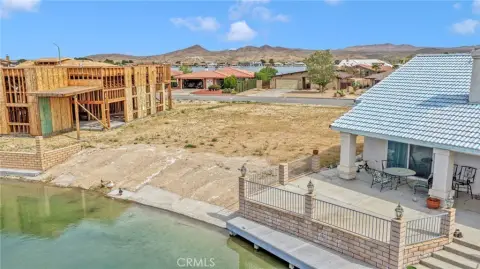 Waterfront Land in Silver Lakes