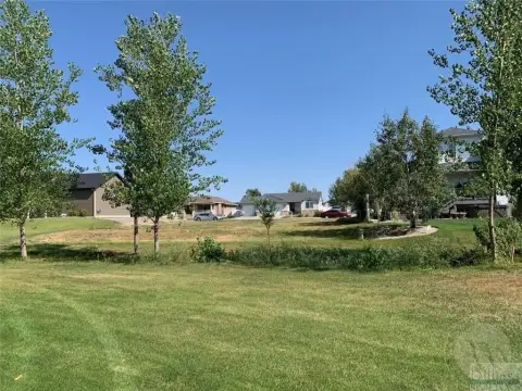 Lake Hill Golf Course Land