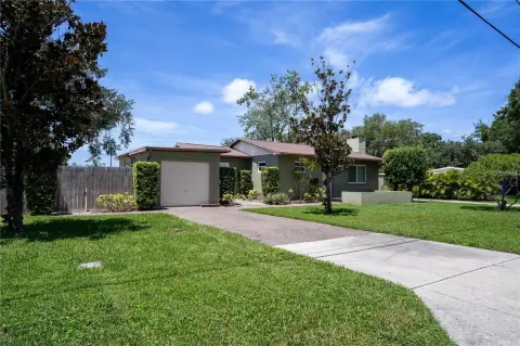 Fenced Flex Property with Storage Yard