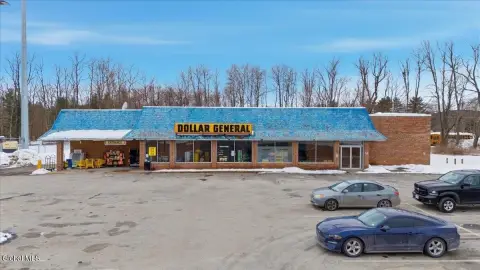 NNN Retail Building with Tower Lease