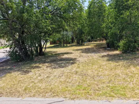 Corner Commercial Land