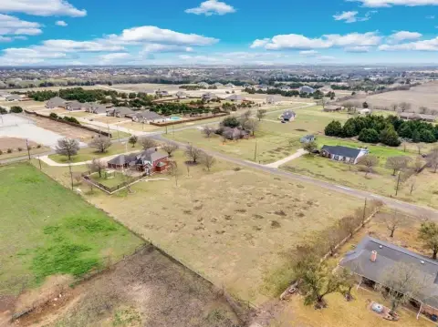Unimproved 1-Acre Lot, No HOA