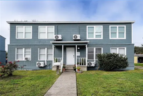 Renovated 4-Unit Quadplex