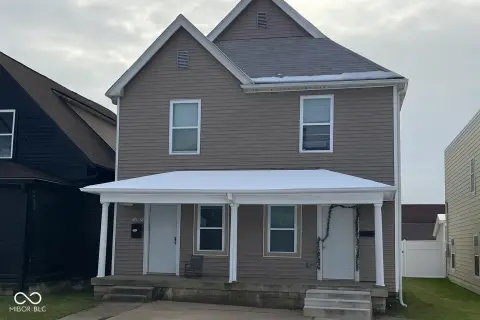 Rebuilt Duplex Near IU Med
