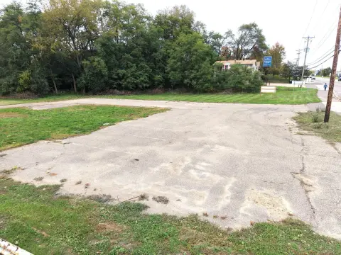 Commercial Corner Lot