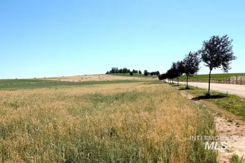 Nampa Farm with Lake Views