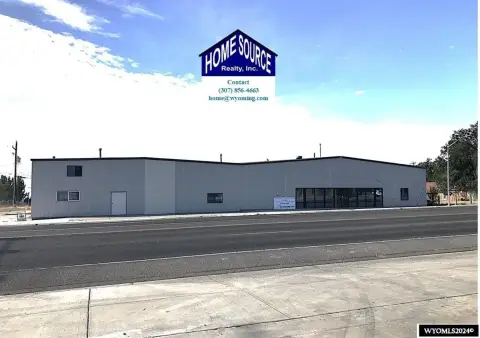 Riverton Commercial Building on Main