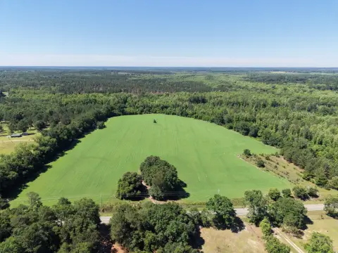 Creek-Adjacent Hunting and Recreational Land