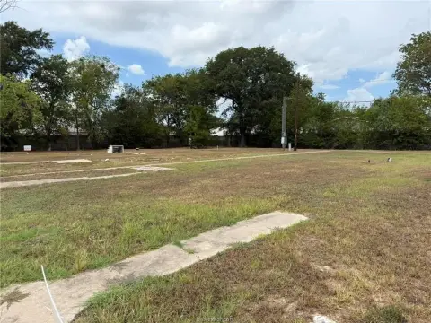Three-Lot Land Parcel