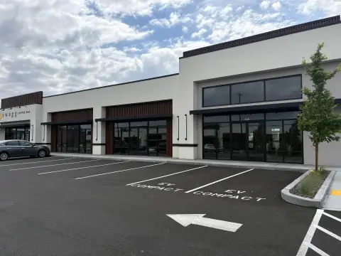 New Multi-Suite Retail Development