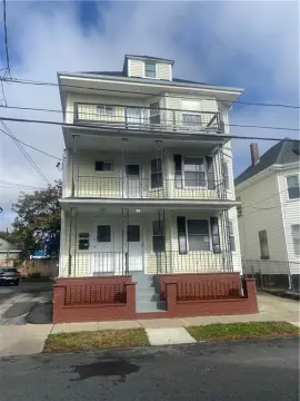 3-Unit Residential Triplex