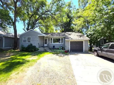 Rented Duplex Near Amenities