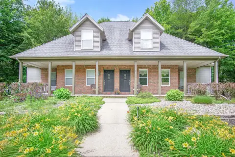 Three-Bedroom Duplex in Wooded Setting