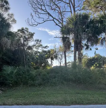 Residential Lot in Fort Pierce