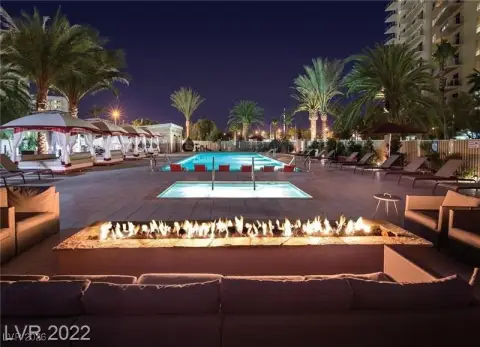 Las Vegas High Rise Living