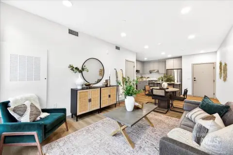 Under-Construction Condominium in Boise