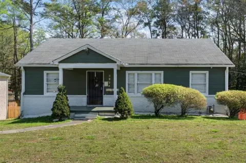 Commercial Property in East Point