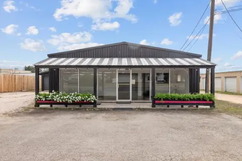 Flex Space with Warehouse