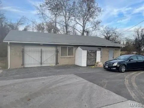 Retail Property in Pagedale, MO