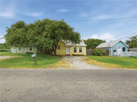 Cottage Triplex with Fenced Yards