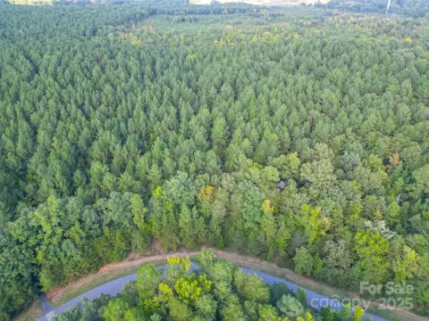 Heron Bay Treed Lot