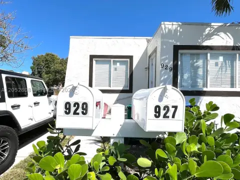 Two-Unit Detached Income Property