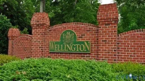 Land in Established Williamsburg Community