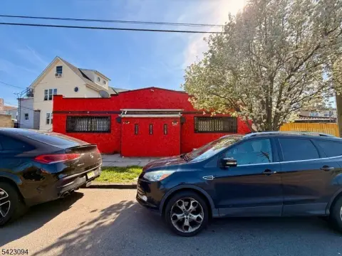 Mixed-Use Building in Elizabeth City