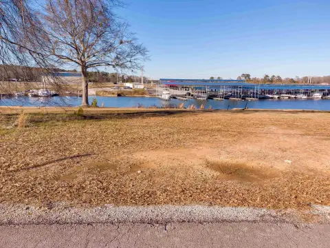 Waterfront Lot in Florence, AL