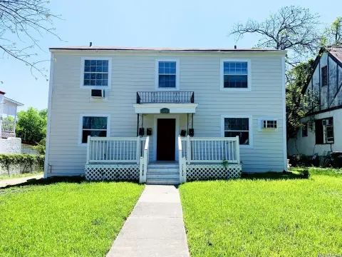 San Antonio Fourplex Near Woodlawn