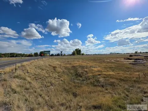 Commercial Land
