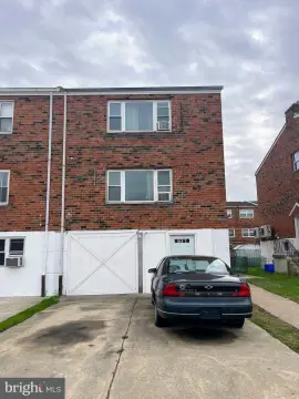 2-Unit Row Duplex with Basement