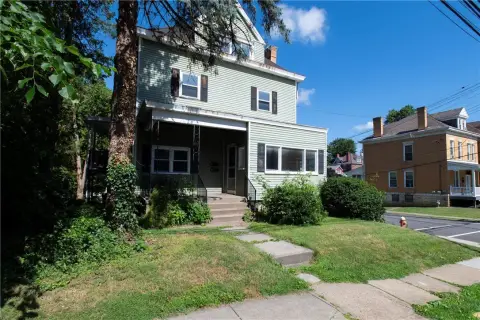 Duplex With Two Three-Bedroom Units