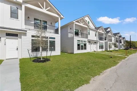 14-Unit Multifamily Property