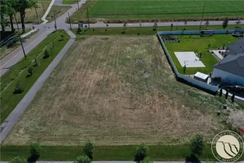 Residential Land in Grove Subdivision